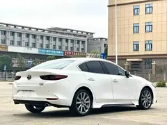 2021 Mazda 3 2.0L AT, белый — фото 9