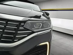 2022 Volkswagen Passat 430PHEV Luxury, чёрный — фото 5