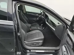 2022 Volkswagen Passat 430PHEV Luxury, чёрный — фото 8