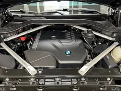 2022 BMW X5 30Li Premium M Sport Package, чёрный — фото 7