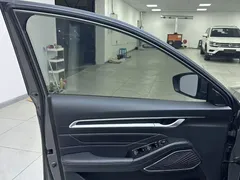 2022 Geely Emgrand 4th Gen 1.5L CVT Premium — фото 17