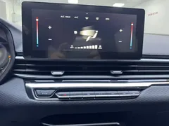 2022 Geely Emgrand 4th Gen 1.5L CVT Premium — фото 23