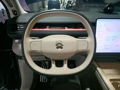 2026 Nio ES8 6-seat Executive Signature, чёрный — фото 11