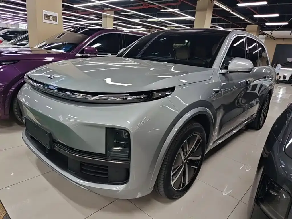 2024 Li Auto L8