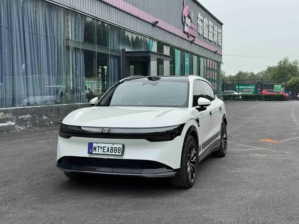 2025 Zeekr 7X 100kWh Long Range 4WD Smart Driving