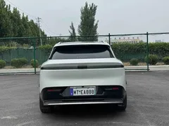 2025 Zeekr 7X 100kWh Long Range 4WD Smart Driving, белый — фото 3