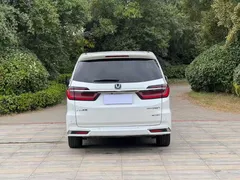 2022 Honda Odyssey 2.0L e:HEV, белый — фото 10