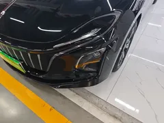 2023 Hongqi E-QM5 Basic Mobility, чёрный — фото 24