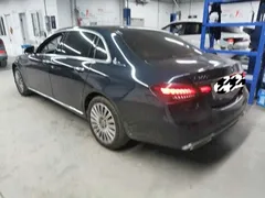 2023 Mercedes-Benz E-Class E 300 L Luxury, зелёный — фото 8