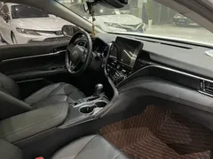 2021 Toyota Camry 2.0G Luxury, белый — фото 8
