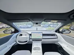 2025 Xpeng G6 625 Long Range Max Tech EV — фото 9