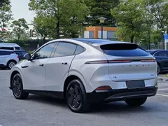 2025 Xpeng G6 625 Long Range Max Tech EV — фото 17