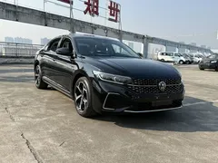 2023 Volkswagen Passat 330TSI Luxury, чёрный — фото 2