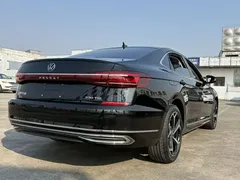 2023 Volkswagen Passat 330TSI Luxury, чёрный — фото 3
