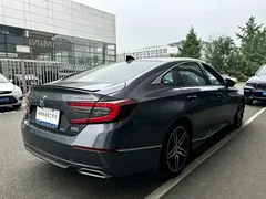 2022 Honda Accord 260TURBO Premium — фото 5