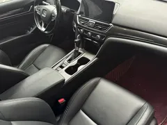 2022 Honda Accord 260TURBO Premium — фото 9