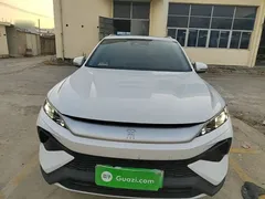 2025 BYD Song Pro 2nd Gen DM-i PHEV 115km Excellence, белый — фото 3