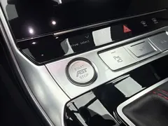2021 Audi RS 6 4.0T Avant, чёрный — фото 11