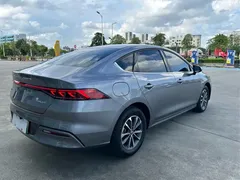 2024 BYD Qin PLUS Honor DM-i PHEV 55km Leading — фото 6