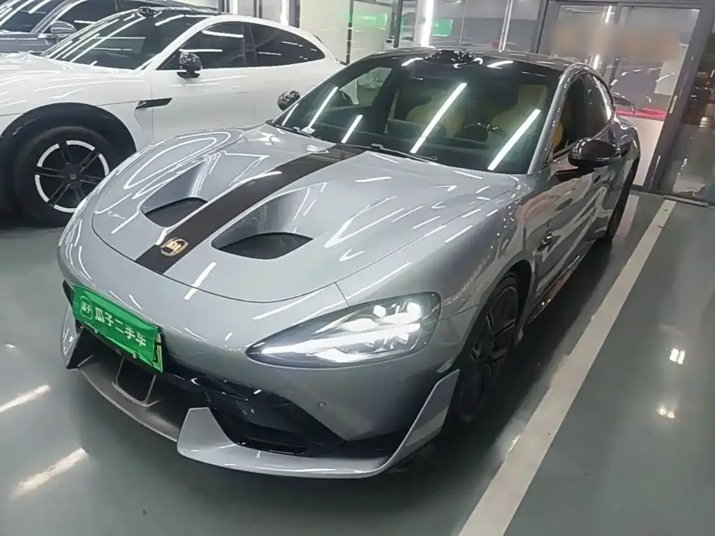2025 Xiaomi SU7 Ultra Ultra