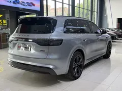 2025 Aito M8 EREV Ultra 53.4kWh 5-seat 192-line LiDAR — фото 18