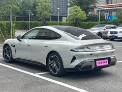 2026 Xiaomi SU7 RWD Standard — фото 22