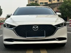 2023 Mazda 3 2.0L AT, белый — фото 2