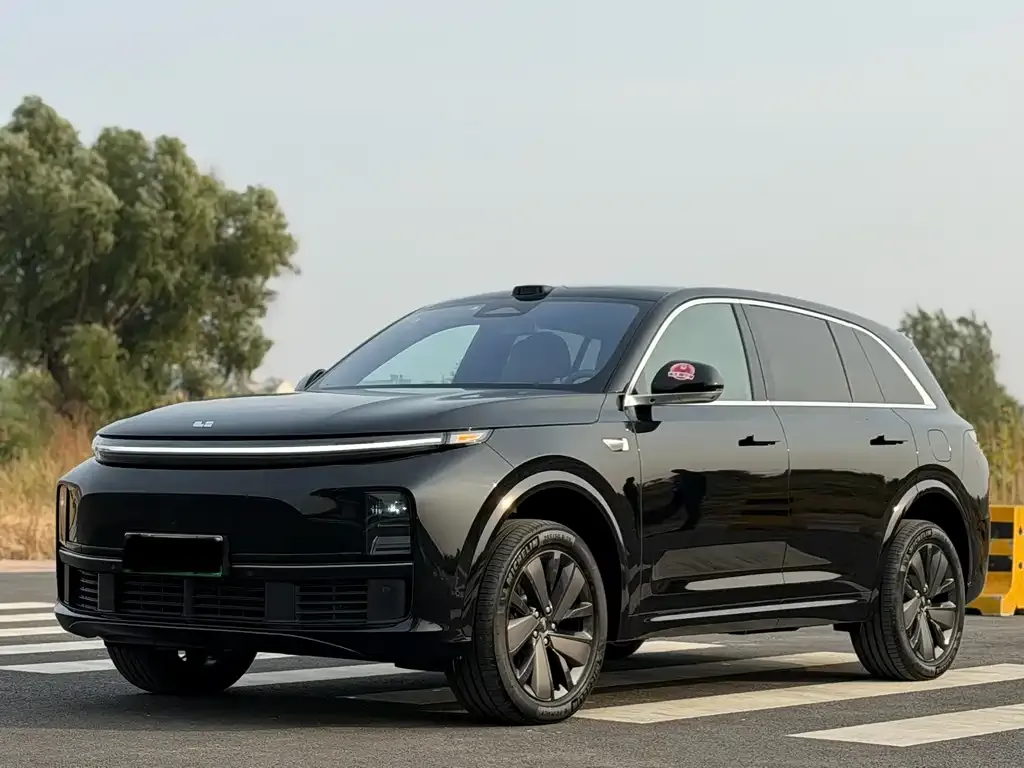 2025 Li Auto L7