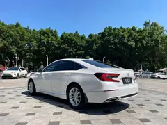 2022 Honda Accord 260TURBO Luxury, белый — фото 5