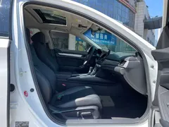 2022 Honda Accord 260TURBO Luxury, белый — фото 11