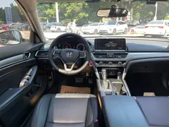 2022 Honda Accord 260TURBO Luxury, белый — фото 15