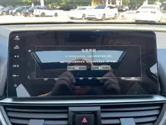 2022 Honda Accord 260TURBO Luxury, белый — фото 17