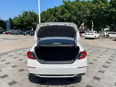 2022 Honda Accord 260TURBO Luxury, белый — фото 25