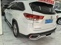 2021 Toyota Highlander 2.0T 4WD Luxury 7, белый — фото 4