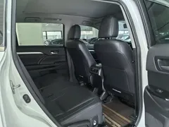 2021 Toyota Highlander 2.0T 4WD Luxury 7, белый — фото 9