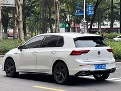 2021 Volkswagen Golf 280TSI DSG R-Line, белый — фото 3