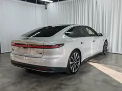 2024 Nio ET7 75kWh Executive Signature — фото 6