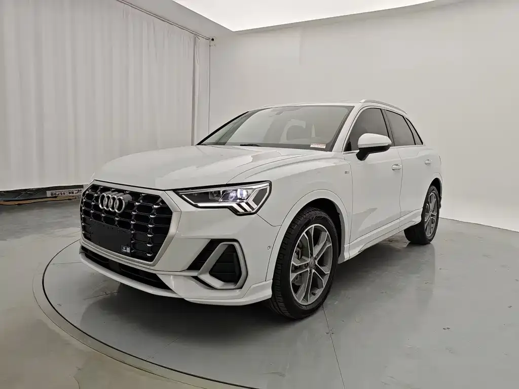 2020 Audi Q3 40 TFSI Fashion Sport