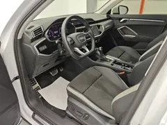 2020 Audi Q3 40 TFSI Fashion Sport, белый — фото 13