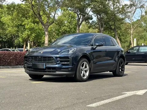 2021 Porsche Macan 2.0T