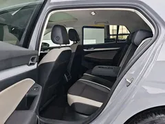 2021 Volkswagen Golf 280TSI DSG Pro — фото 11