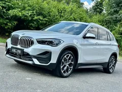 2021 BMW X1 Leading, белый — фото 1