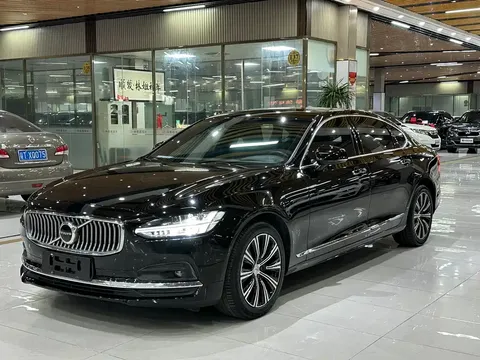 2021 Volvo S90