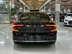2021 Volvo S90, чёрный — фото 13