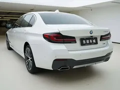 2023 BMW 5 Series 530Li xDrive M Sport Package, белый — фото 4