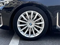 2021 BMW 7 Series 730Li Luxury Package, чёрный — фото 7