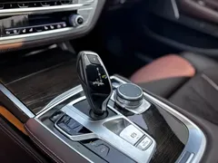 2021 BMW 7 Series 730Li Luxury Package, чёрный — фото 19