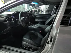 2021 Toyota Camry Hybrid 2.5HG Luxury — фото 6