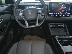 2025 BYD Qin L EV 545km Superior — фото 11