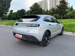 2023 Aito M5 EREV 4WD Smart Driving — фото 18